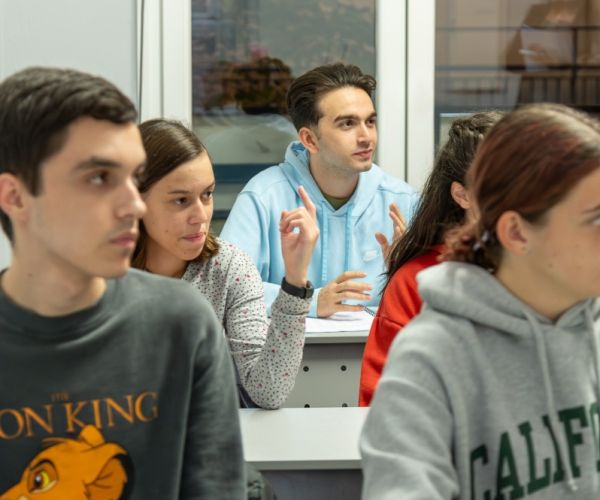 φωτογραφίες φροντιστήρια λάρισα